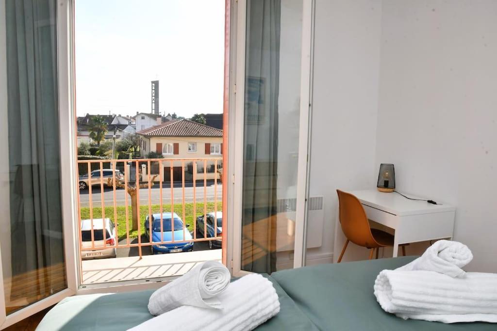 Vue Pyreneenne Elegante Avec 2 Chambres Tarbes Luaran gambar